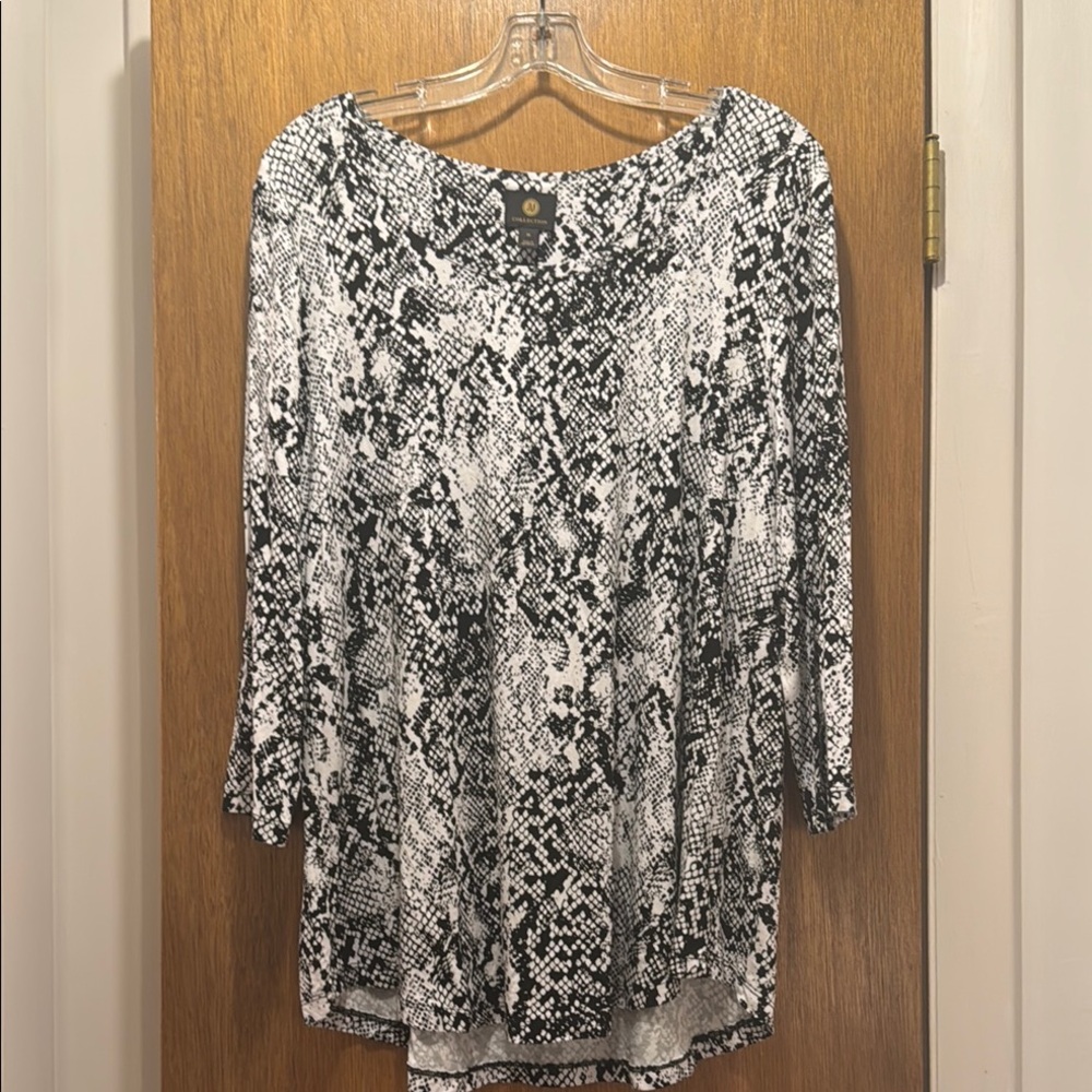 JM Collection Black and White Graphic 3/4 Sleeve Blouse